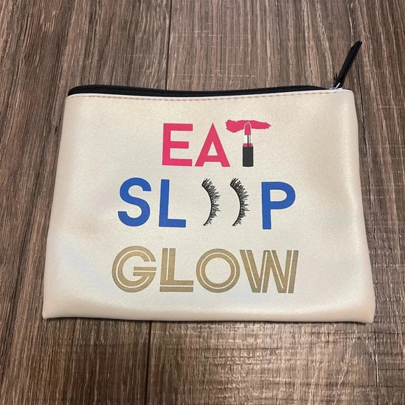 Macy's White Eat Sleep Glow Cosmetics Bag - Picture 1 of 3